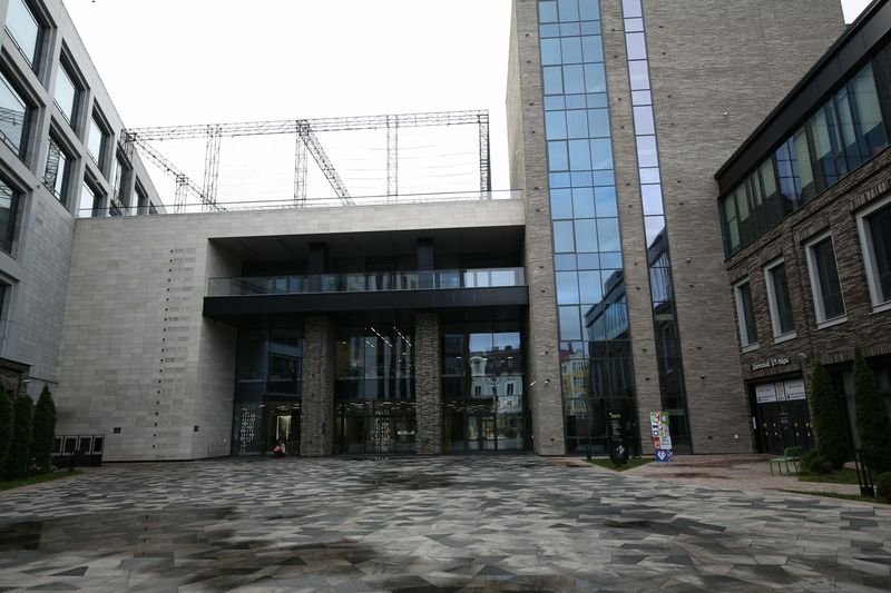 IT Park Казань — угловой вид здания, алюминиевые витражи БЭСТКОМ